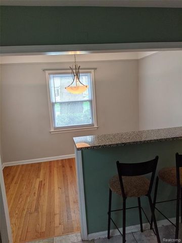 1506 Etowah Avenue, Royal Oak, MI 48067