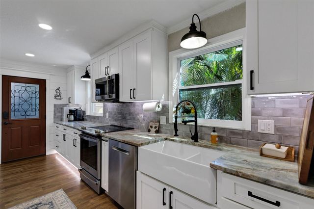 1319 EDGEWATER BEACH DRIVE, Lakeland, FL 33805