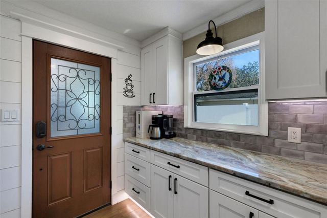 1319 EDGEWATER BEACH DRIVE, Lakeland, FL 33805