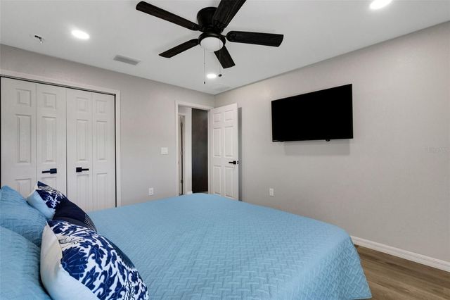 1319 EDGEWATER BEACH DRIVE, Lakeland, FL 33805