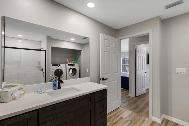 1319 EDGEWATER BEACH DRIVE, Lakeland, FL 33805