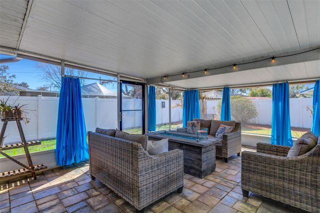 1319 EDGEWATER BEACH DRIVE, Lakeland, FL 33805