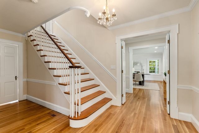 1 Kenilworth Circle, Wellesley, MA 02482