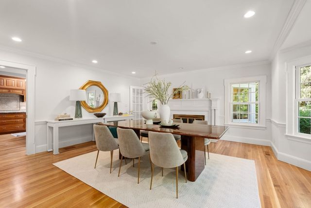 1 Kenilworth Circle, Wellesley, MA 02482