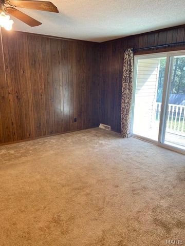 1001 S One Mile Road, Dexter, MO 63841