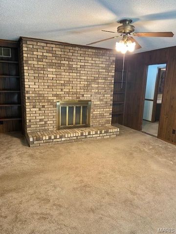 1001 S One Mile Road, Dexter, MO 63841