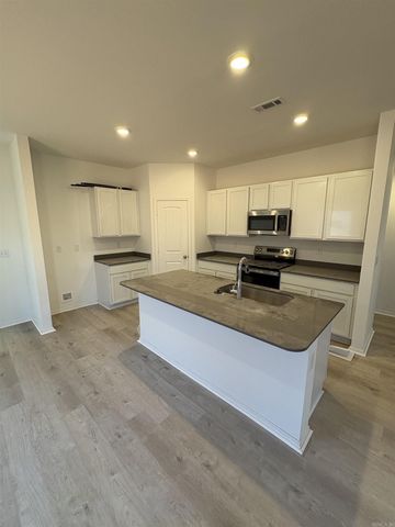 7057 Potomac Trail, Bauxite, AR 72011