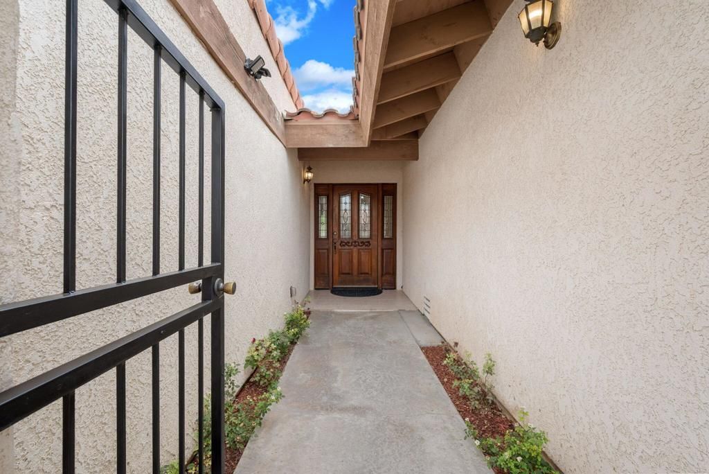 Image 4 of property listing at 79580 Port Royal Avenue, Bermuda Dunes, CA 92203