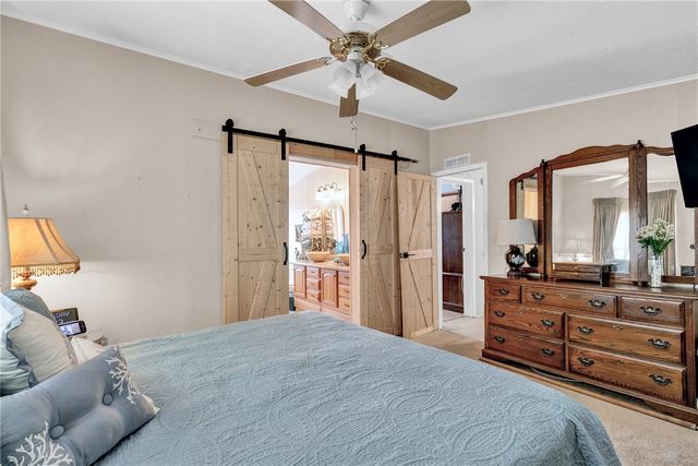 729 Gladiolus Drive, Sebastian, FL 32976