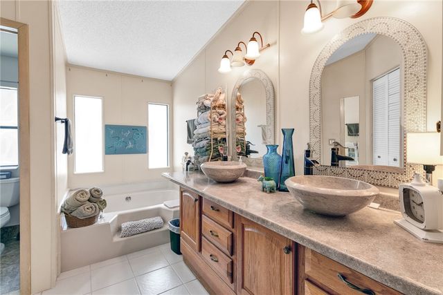 729 Gladiolus Drive, Sebastian, FL 32976