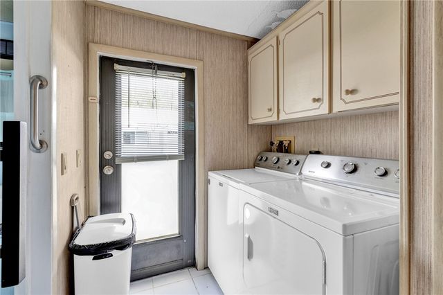 729 Gladiolus Drive, Sebastian, FL 32976