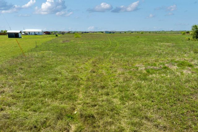 Lot 14 Samuel DR, Bertram, TX 78605