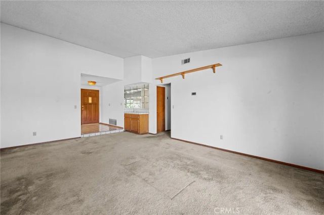 6304 Glen Aire Avenue, Riverside, CA 92506