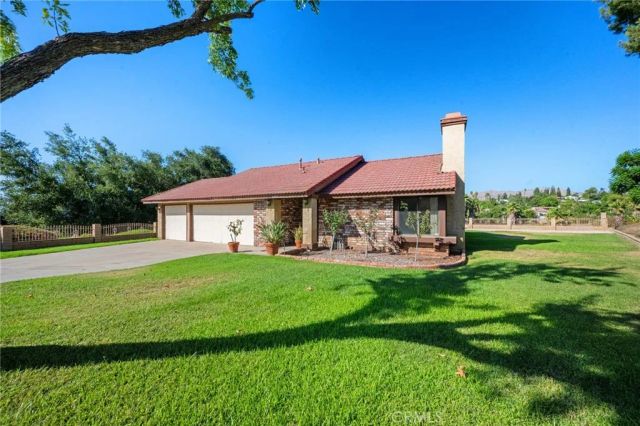 6304 Glen Aire Avenue, Riverside, CA 92506