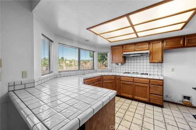 6304 Glen Aire Avenue, Riverside, CA 92506