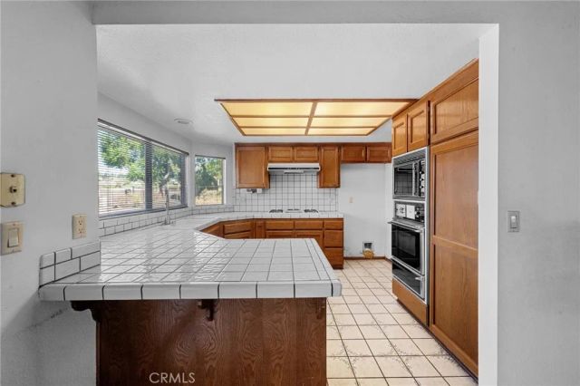 6304 Glen Aire Avenue, Riverside, CA 92506