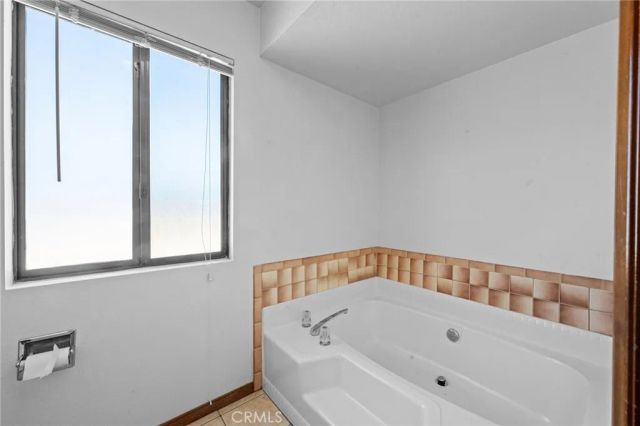 6304 Glen Aire Avenue, Riverside, CA 92506
