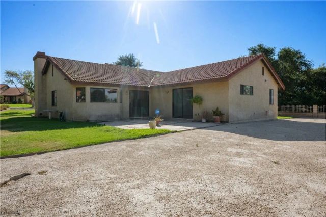 6304 Glen Aire Avenue, Riverside, CA 92506