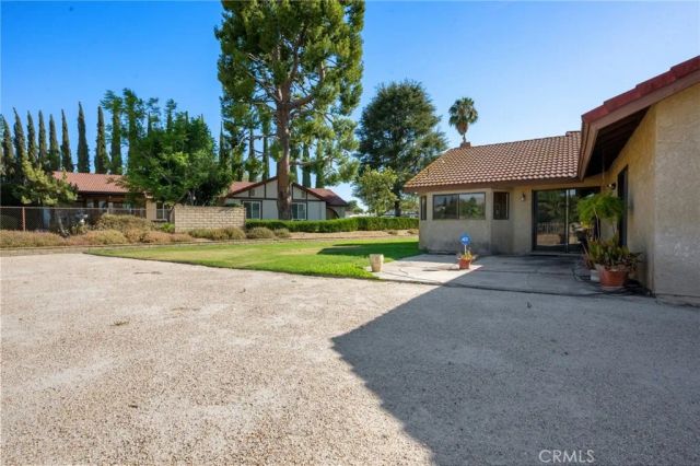 6304 Glen Aire Avenue, Riverside, CA 92506