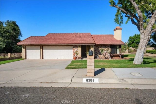 6304 Glen Aire Avenue, Riverside, CA 92506