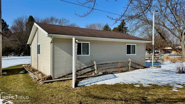 2145 N M 52 Highway, Owosso Twp, MI 48867