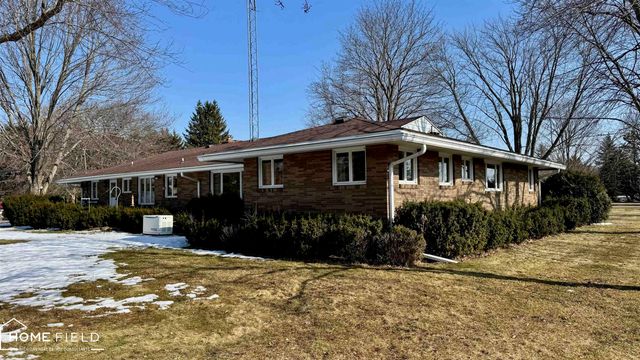 2145 N M 52 Highway, Owosso Twp, MI 48867