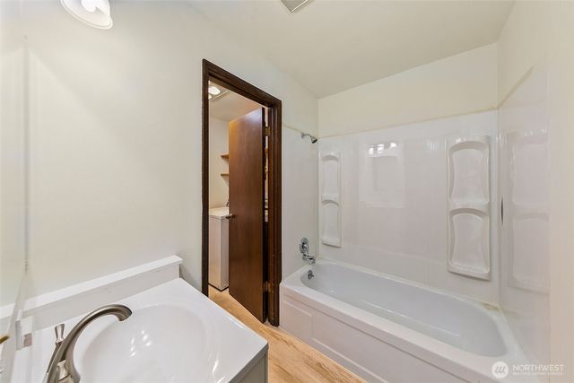 1145 N 93rd Street, Seattle, WA 98103