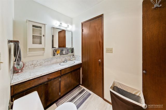 1145 N 93rd Street, Seattle, WA 98103