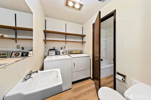 1145 N 93rd Street, Seattle, WA 98103