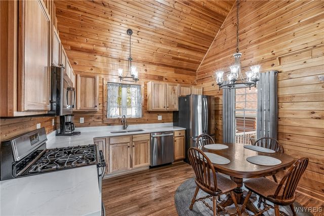 3301 Hess Road, Newfane, NY 14094