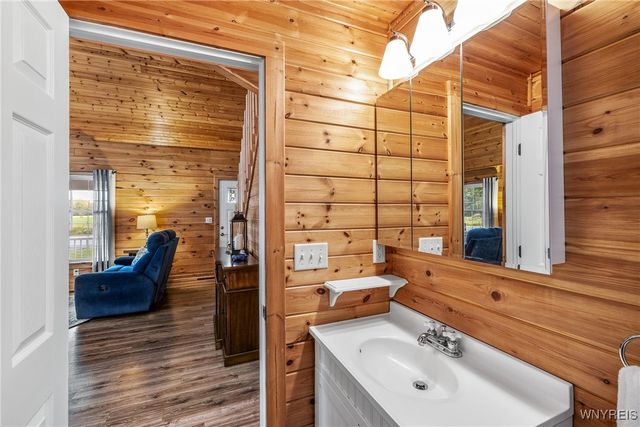 3301 Hess Road, Newfane, NY 14094