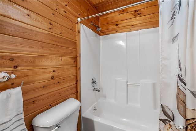 3301 Hess Road, Newfane, NY 14094