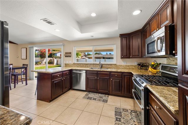 1502 N Albright Ave, Upland, CA 91786