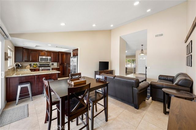 1502 N Albright Ave, Upland, CA 91786
