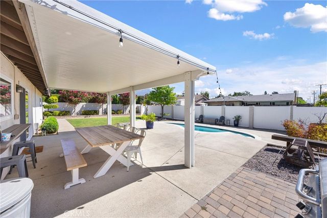 1502 N Albright Ave, Upland, CA 91786