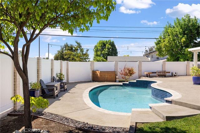 1502 N Albright Ave, Upland, CA 91786