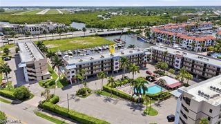 803 River Point DR 107B, Naples, FL 34102