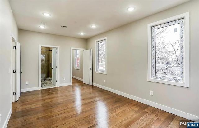 210 22nd Street 1, Irvington, NJ 07111