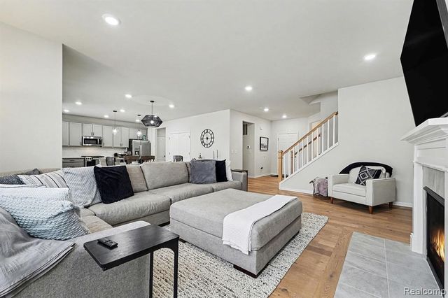 6109 Kingsley Court, Clarkston, MI 48346