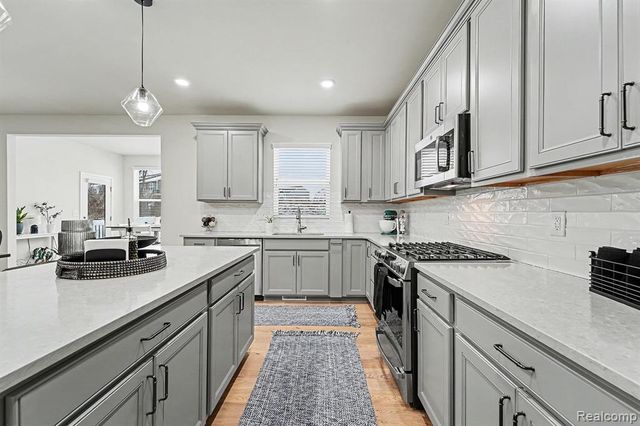 6109 Kingsley Court, Clarkston, MI 48346