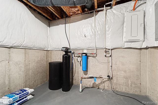 6109 Kingsley Court, Clarkston, MI 48346