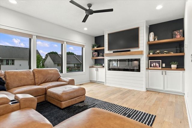 1111 NW Boulder Drive, Ankeny, IA 50023