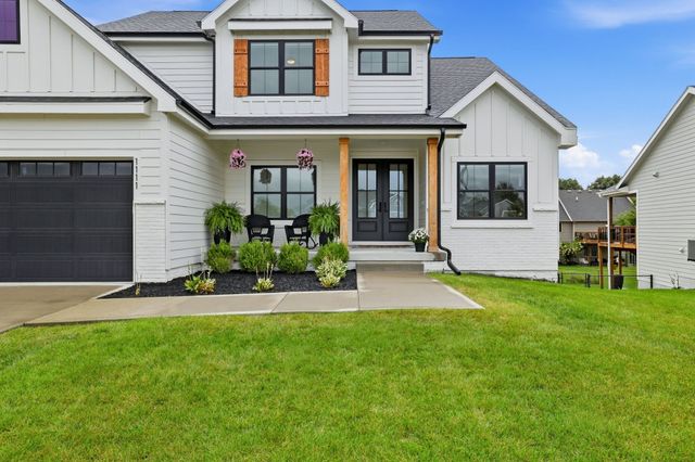 1111 NW Boulder Drive, Ankeny, IA 50023
