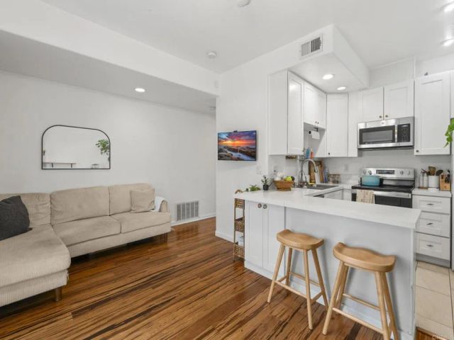 1840 S Tremont Street, Oceanside, CA 92054