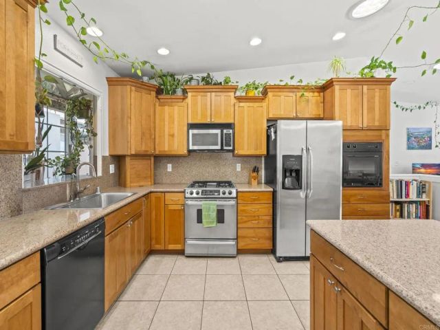 1840 S Tremont Street, Oceanside, CA 92054