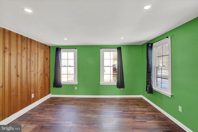 12530 WINTERSTOWN RD, Felton, PA 17322