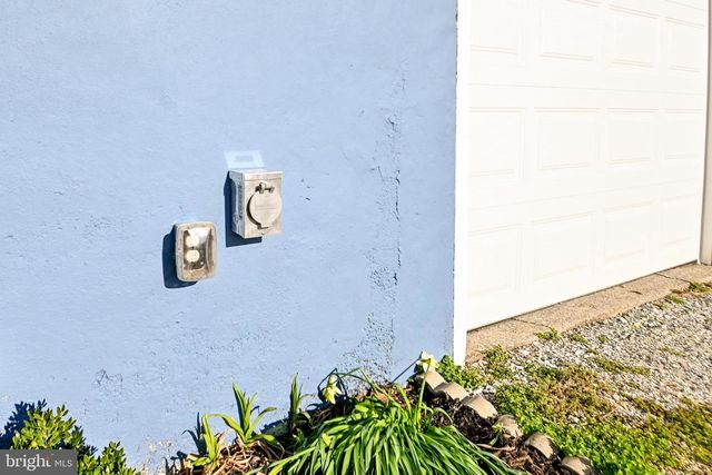 12530 WINTERSTOWN RD, Felton, PA 17322