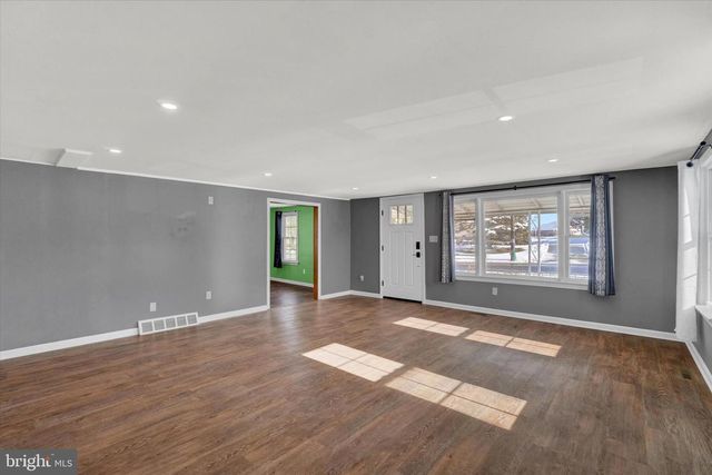 12530 WINTERSTOWN RD, Felton, PA 17322