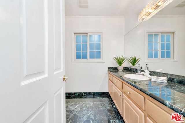 109 N Maple Drive, Beverly Hills, CA 90210