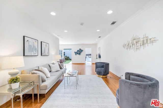 109 N Maple Drive, Beverly Hills, CA 90210